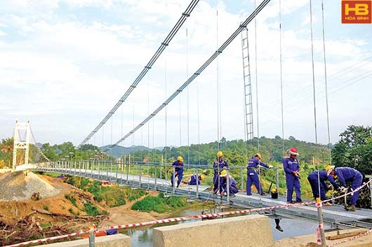 Tấm sàn grating cầu treo dân sinh